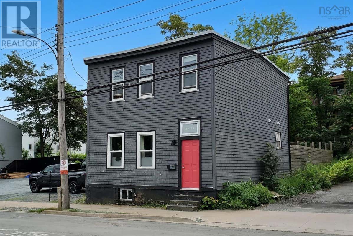 2464 CREIGHTON STREET