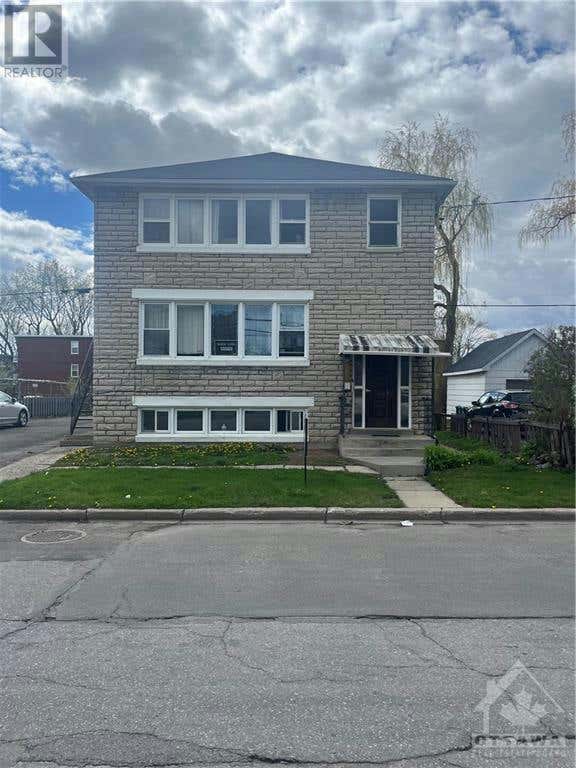382 BRANT St  