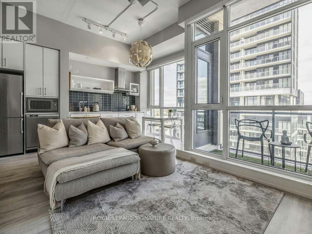 805 75 THE DONWAY W, Toronto (BanburyDon Mills), ON M3C2E9 Condo For