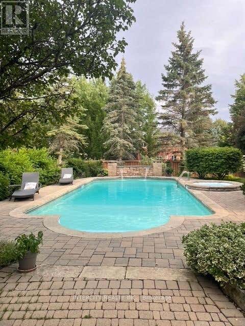 21 CAPNER COURT