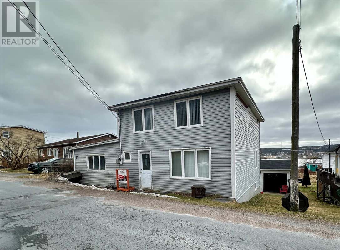 13 Crowdy St  