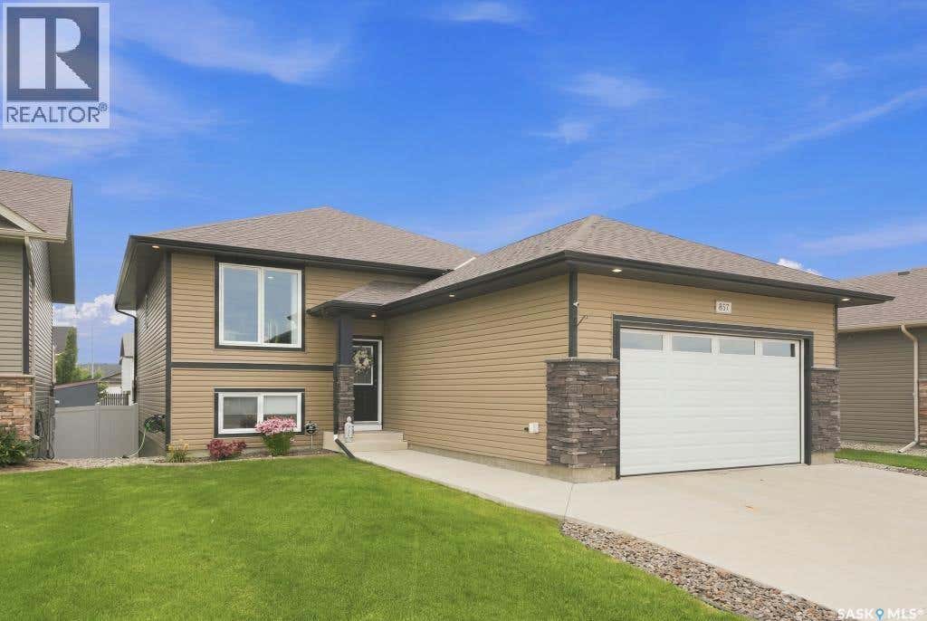 857 REIMER ROAD