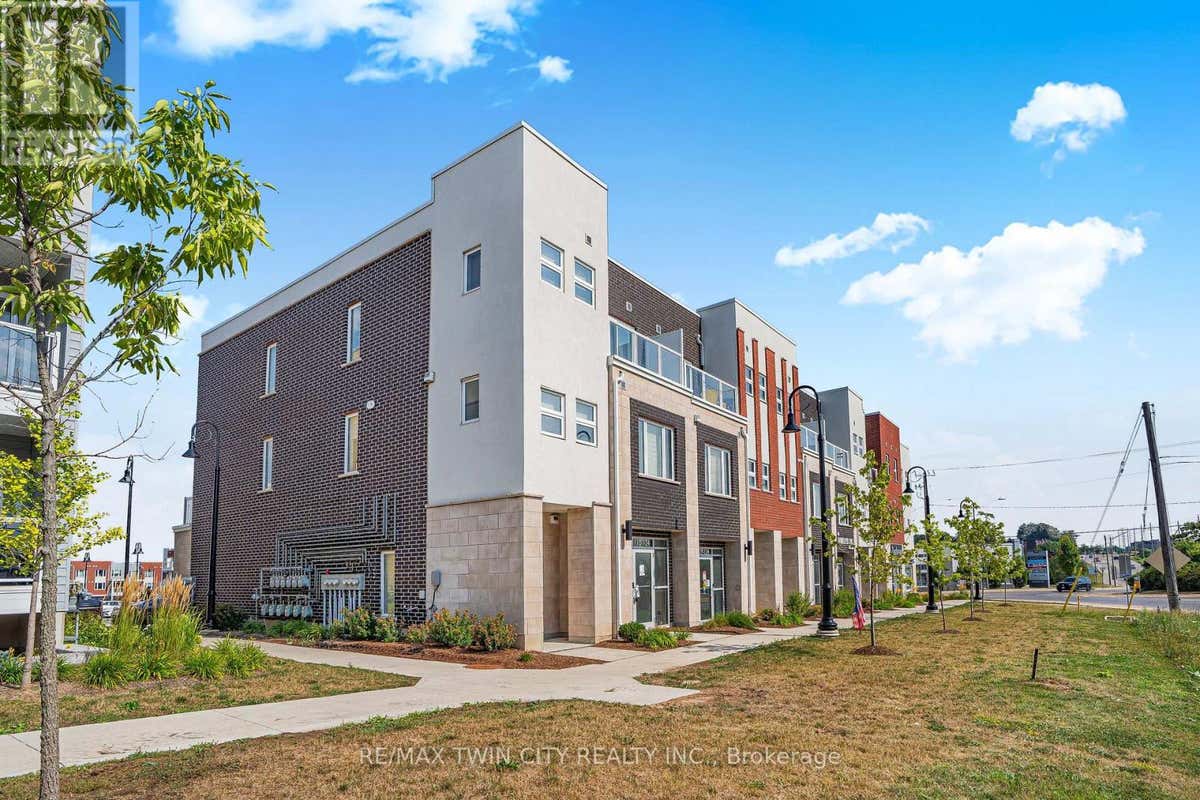 107 (BASEMENT) - 124 SEABROOK DRIVE