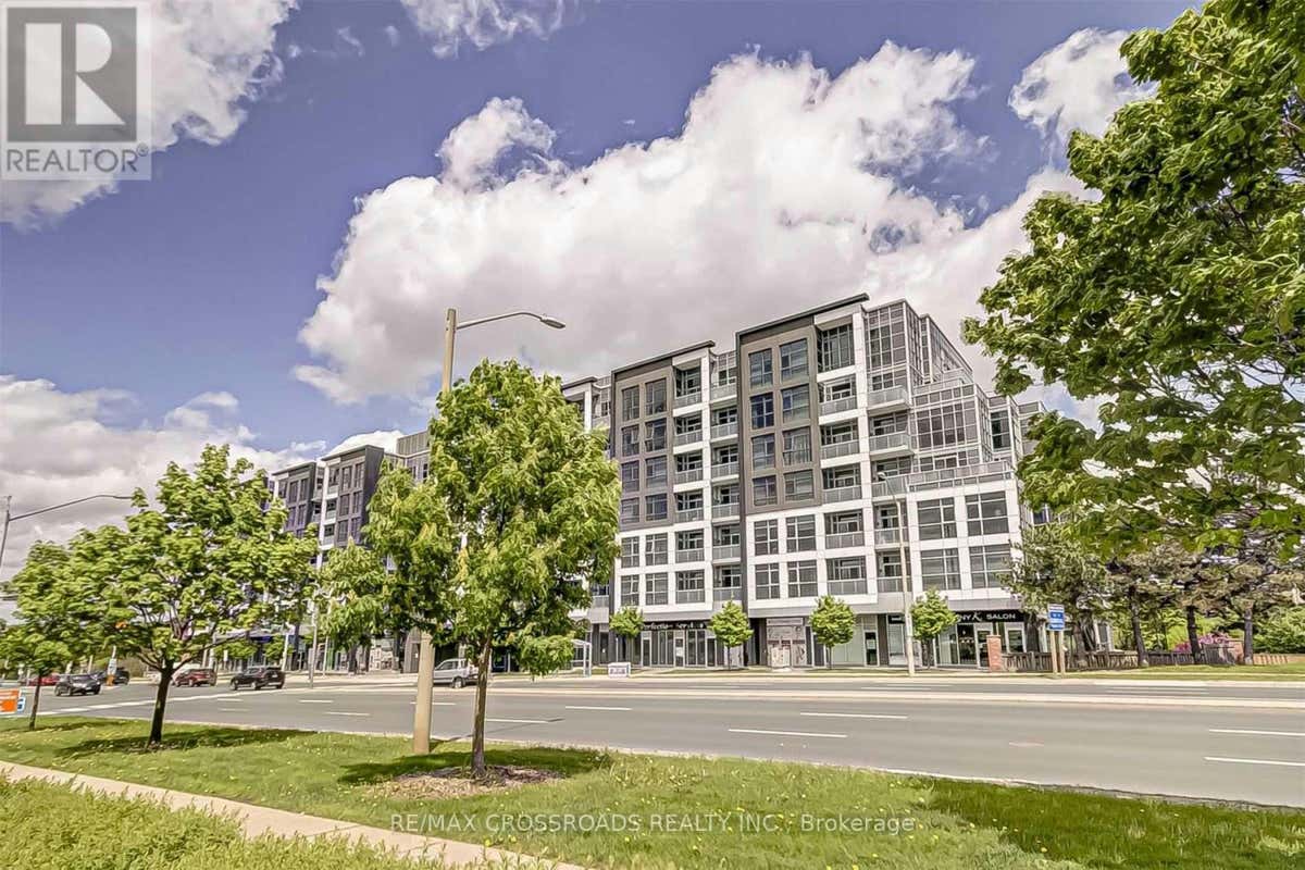 309 8763 BAYVIEW AVENUE, Richmond Hill (Doncrest), ON L4B3V1 Condo