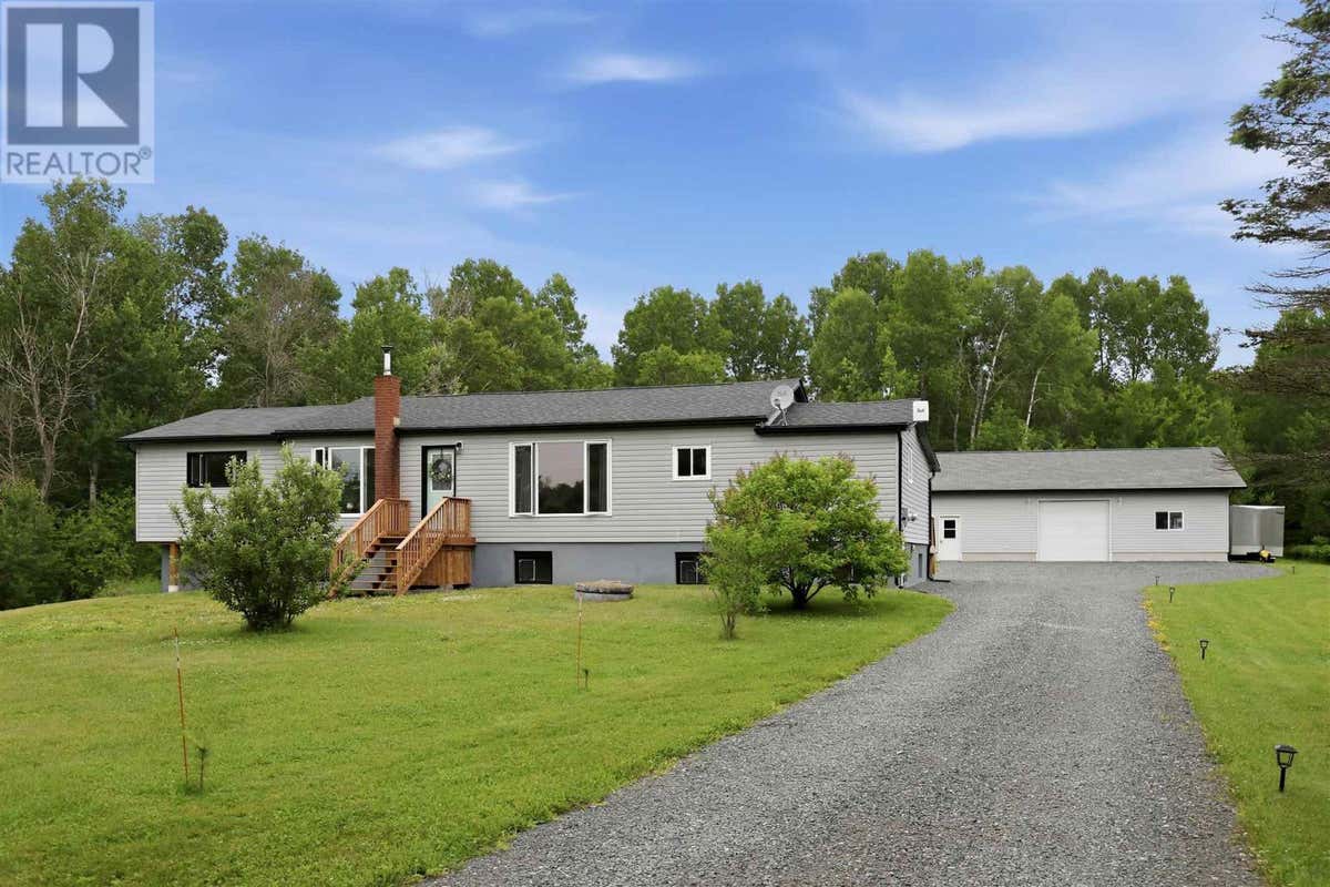 608 ROBB RD