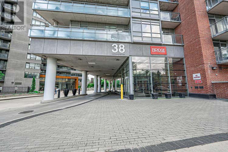 617 - 38 JOE SHUSTER WAY
