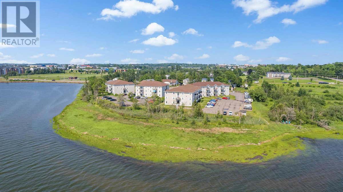 4 20 Waterview Hts Charlottetown  