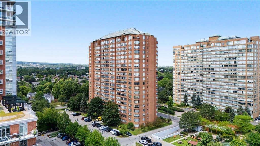 1270 MAPLE CROSSING BOULEVARD UNIT# 204
