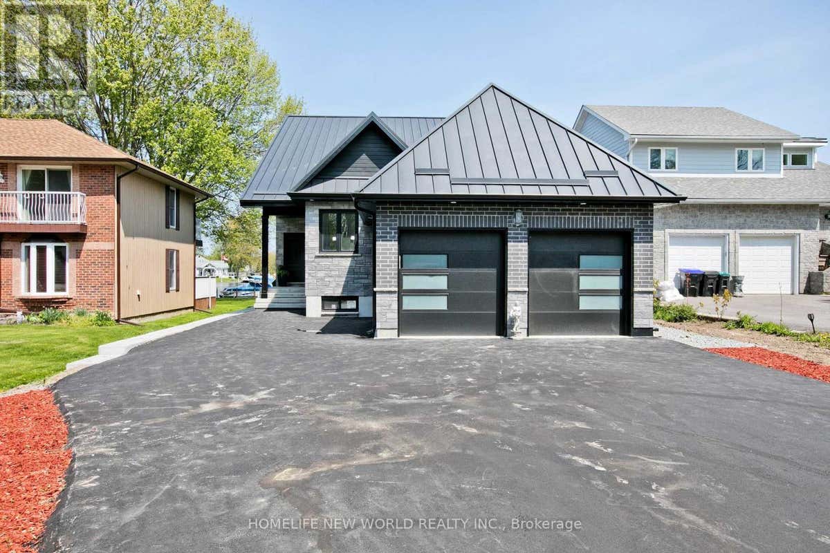 62 SIMCOE ROAD