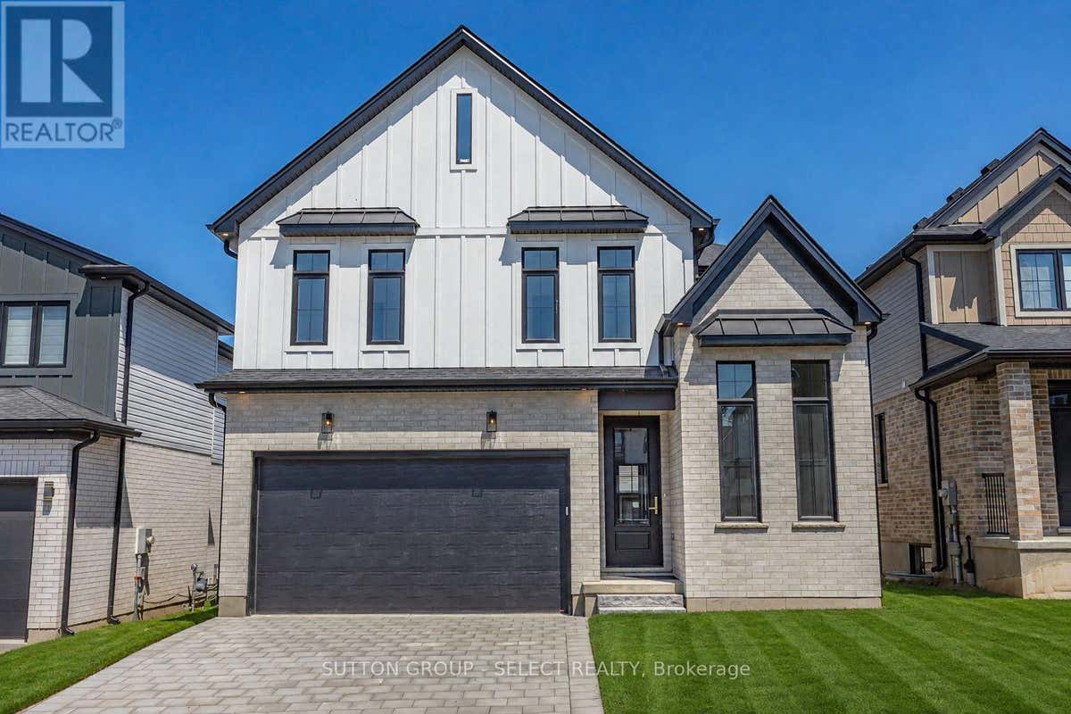 1906 FOUNTAIN GRASS DRIVE