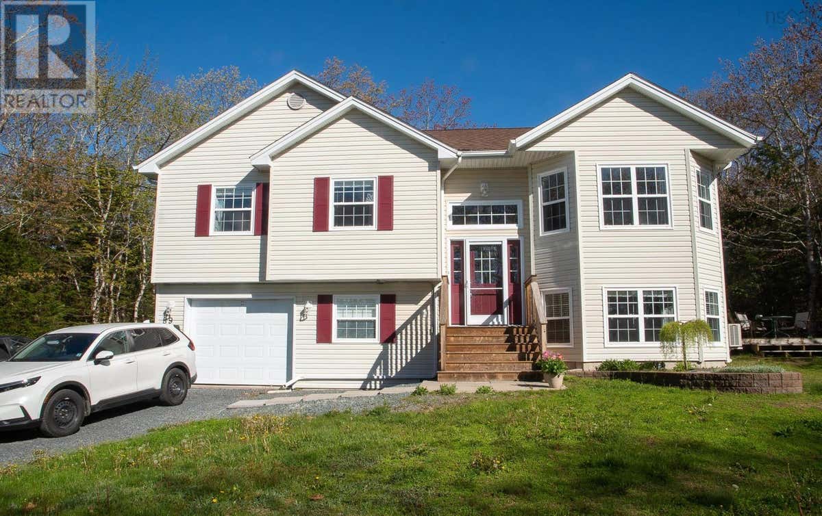 89 CLEARWOOD COURT