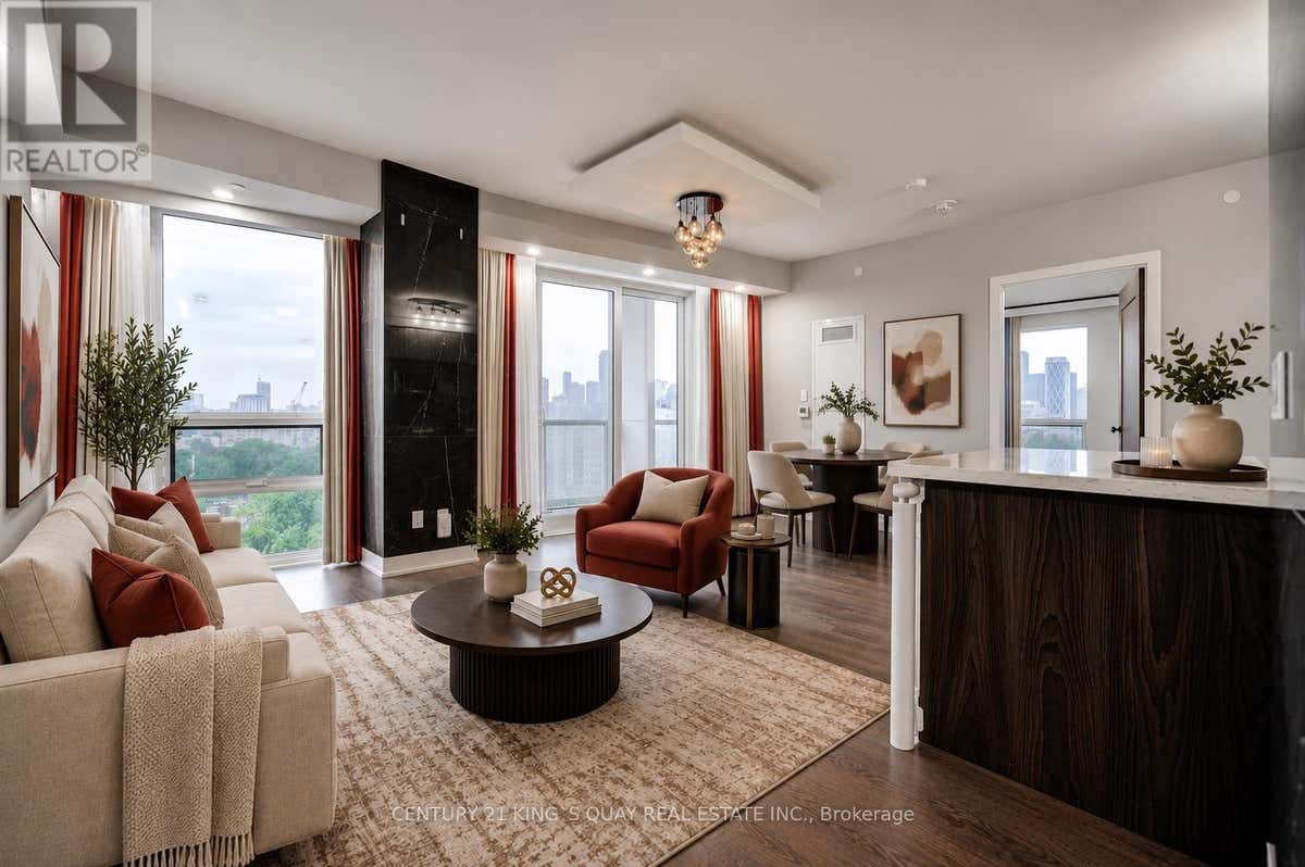 1106 - 80 VANAULEY STREET