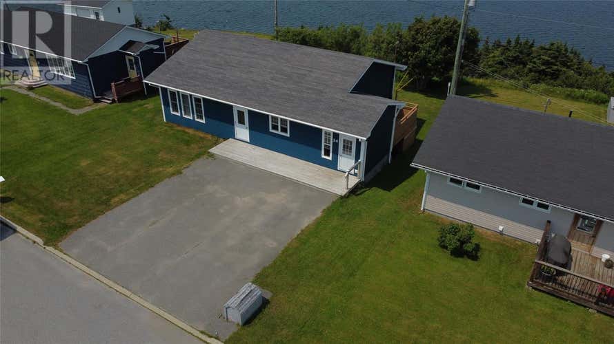 34 Grandview Crescent