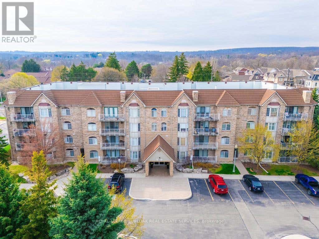 109 - 216E PLAINS ROAD W, Burlington (LaSalle), ON L7T4L1 Condo For Sale |  REMAX | W12111016