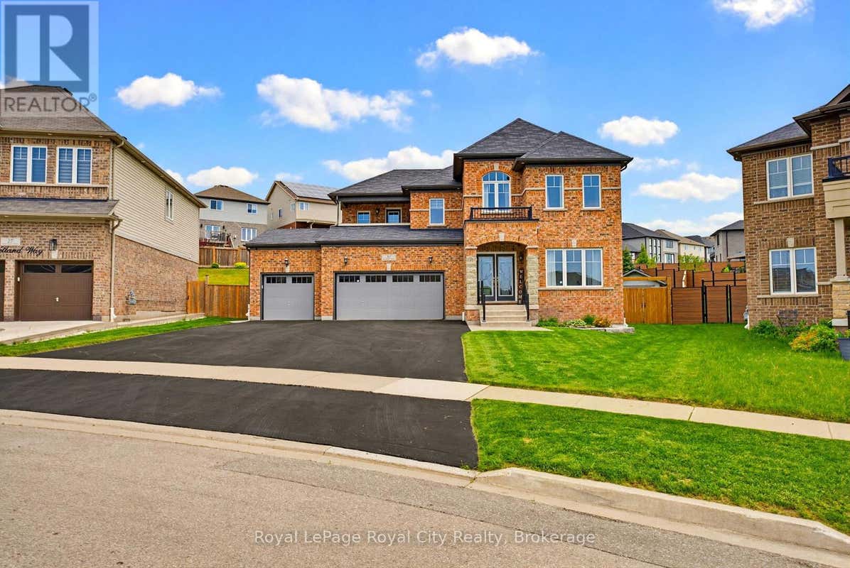 31 WETLAND WAY