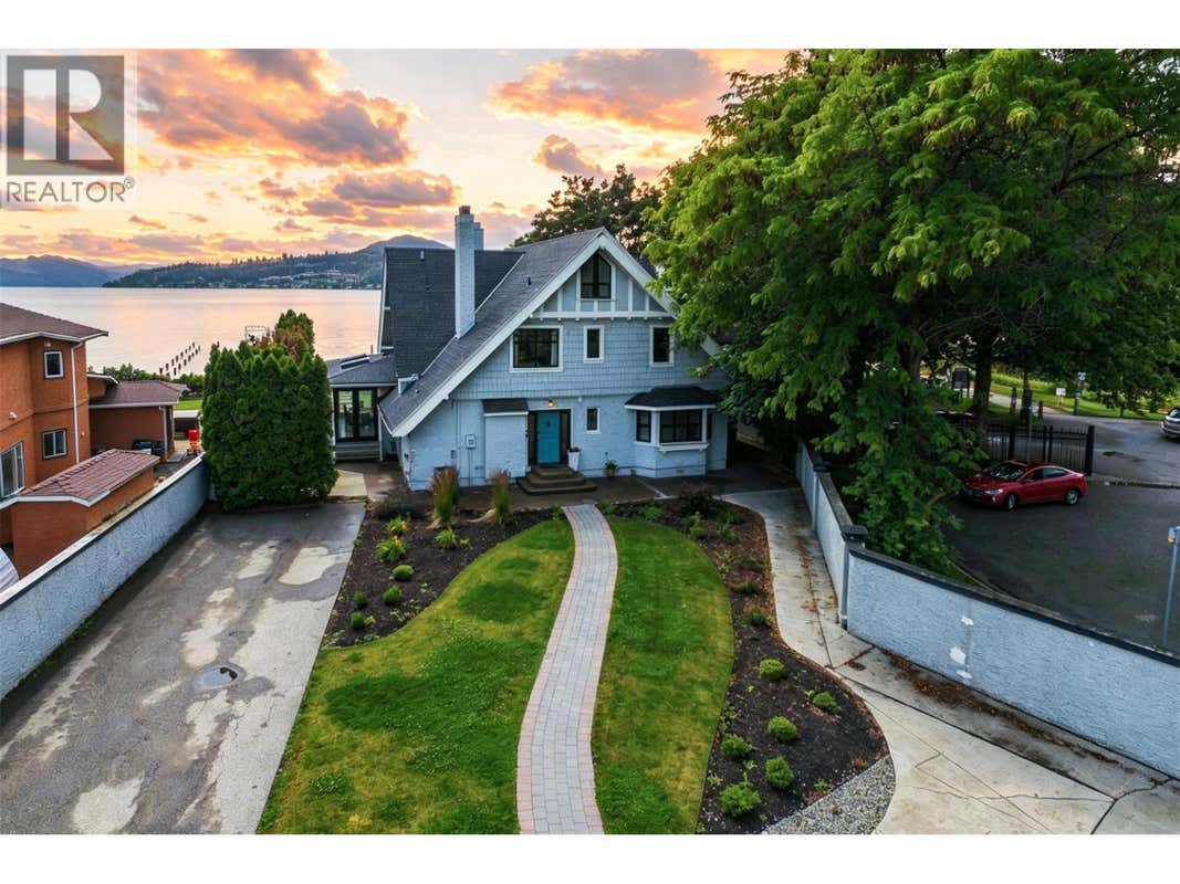 124 MCTAVISH AVENUE