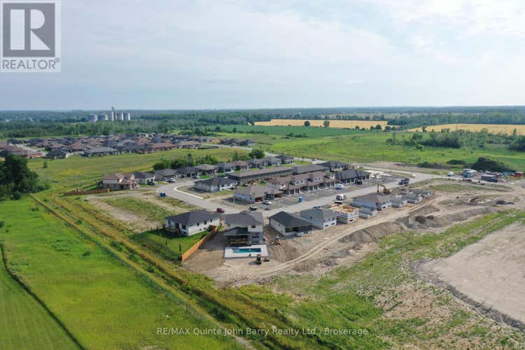 LOT 15 - 30 PARKLAND CIRCLE