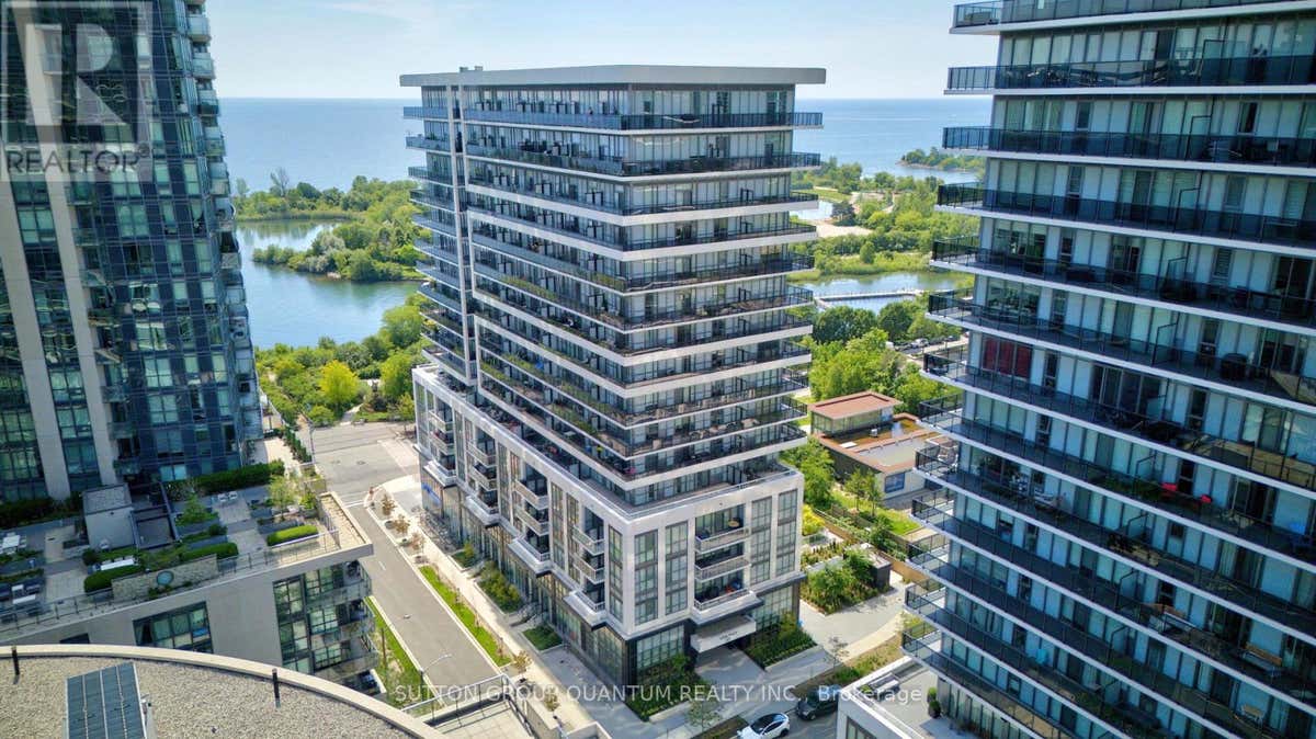 602 - 65 ANNIE CRAIG DRIVE