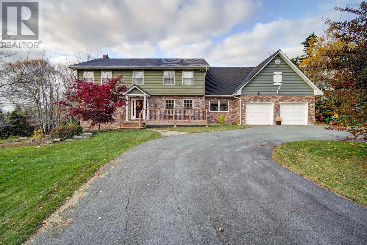 18 MAHAR DRIVE