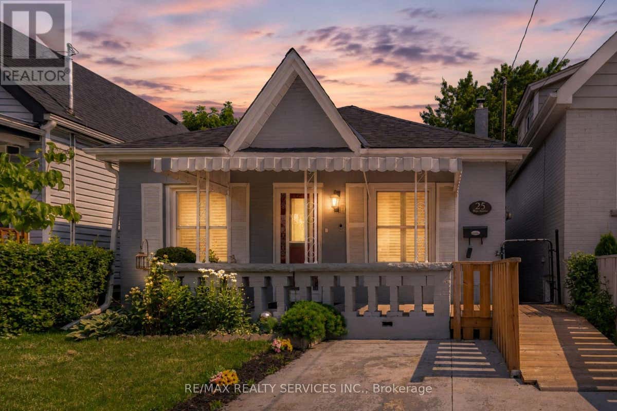25 HOPE AVENUE