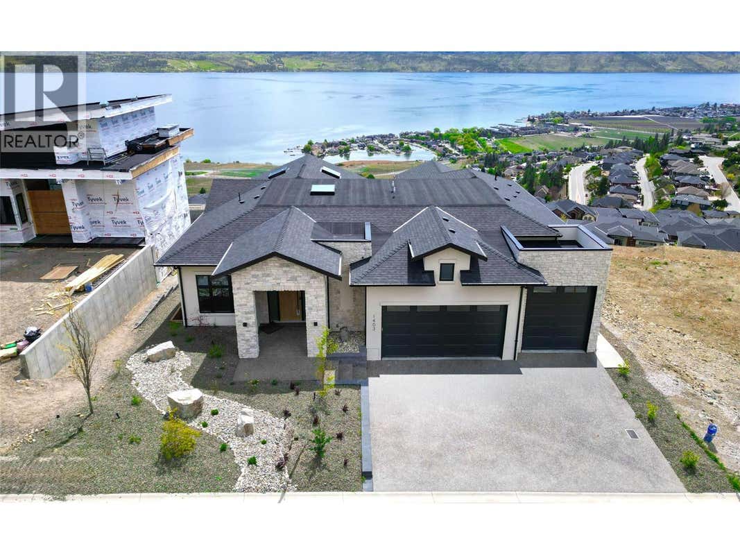 1403 VINEYARD DRIVE