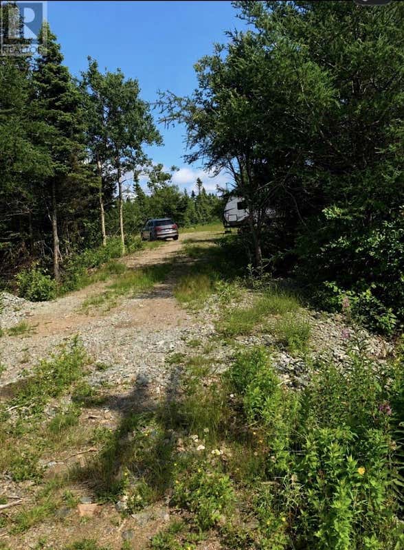 15 CENTER ISLAND ROAD S