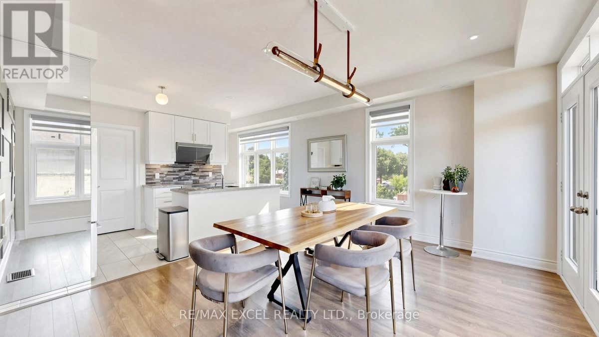 1 - 2A MUIR AVENUE