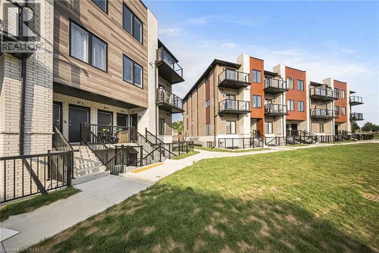 10 SOUTH CREEK Drive Unit# 25