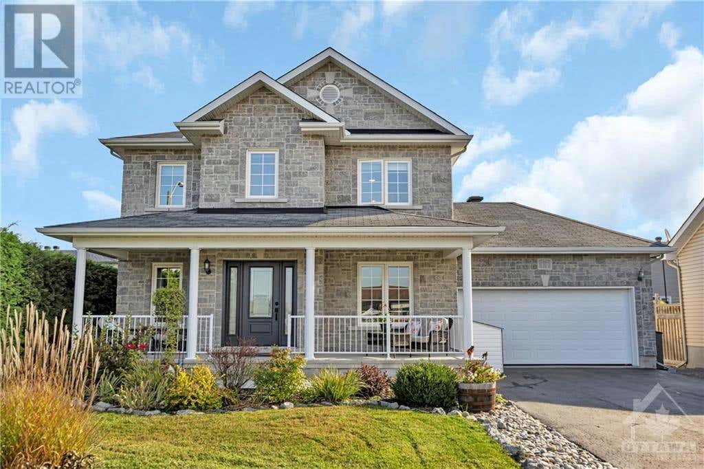 11 DESERT STREET, Limoges, ON K0A2M0 House For Sale RE/MAX 1412808