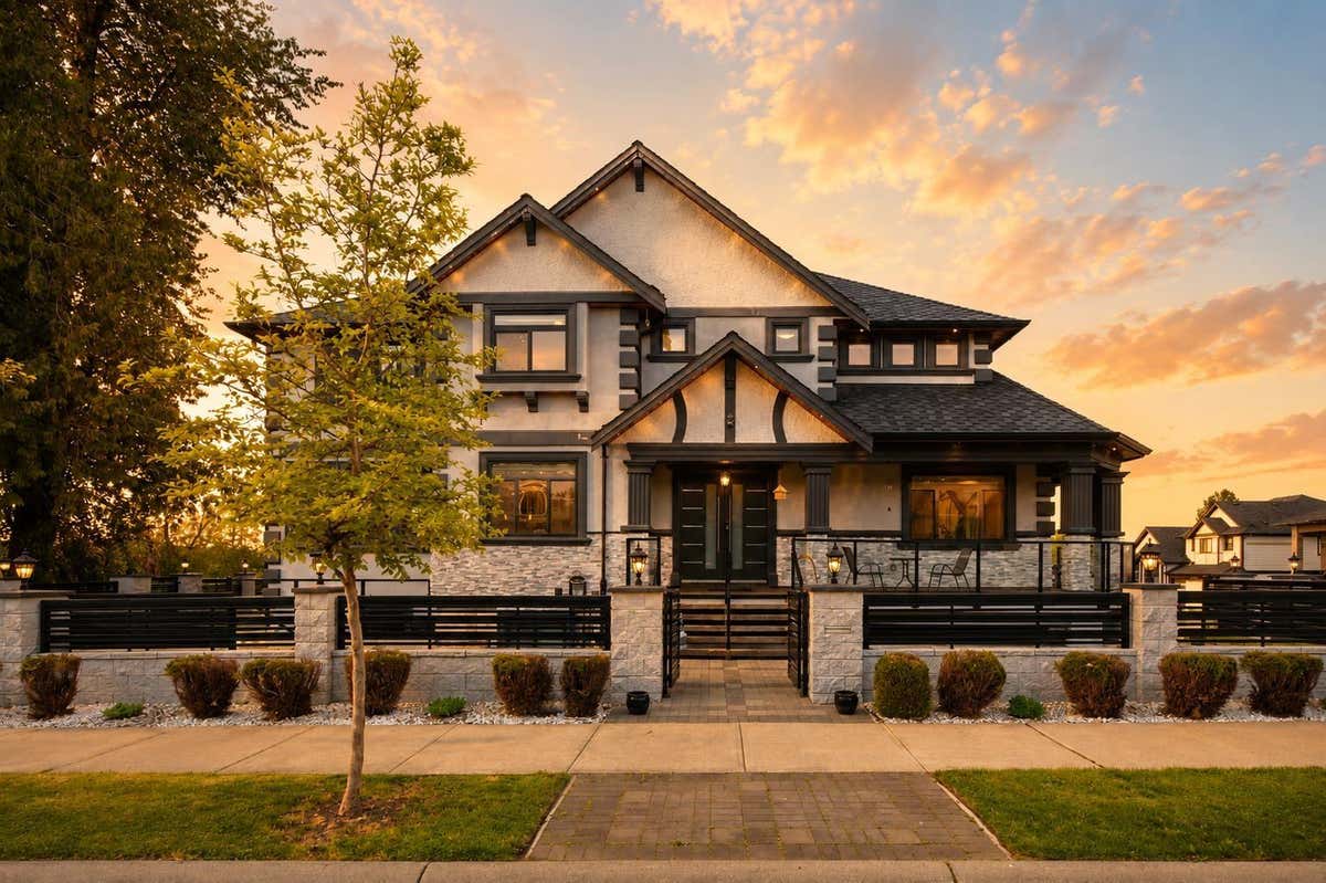 3439 HILL PARK PLACE