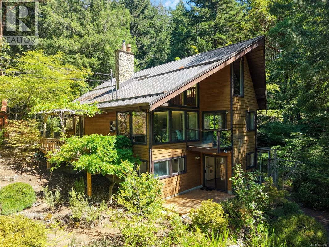 649 LOST LAKE RD