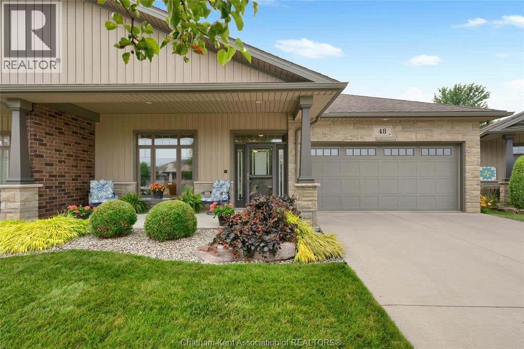 48 VERANDA COURT