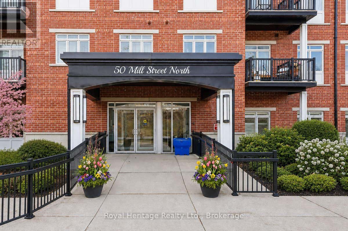 211 - 50 MILL STREET N