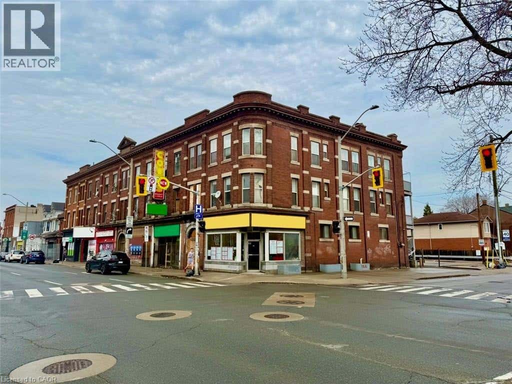 453 KING STREET E