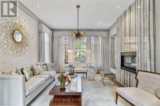 211 GRAND VELLORE CRESCENT