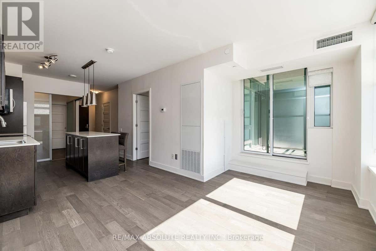 209 411 MACKAY STREET, Ottawa, ON K1M2C5 House For Sale RE/MAX