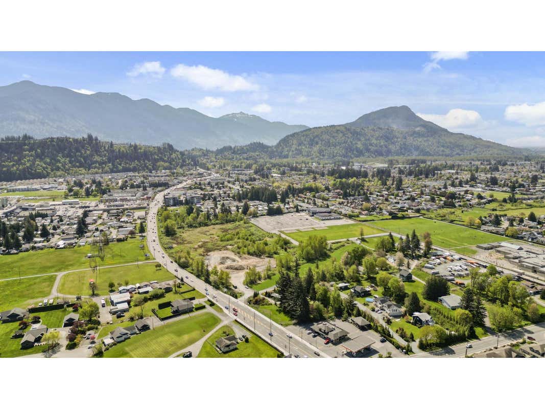 6347 VEDDER ROAD, SARDIS SOUTH