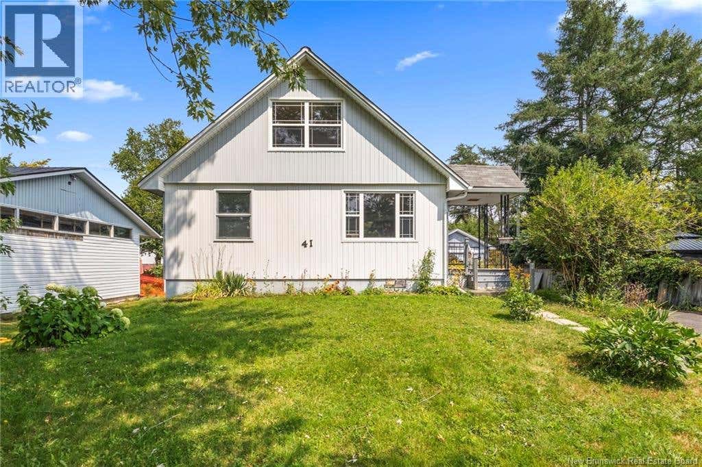 41 HILLCOURT DRIVE