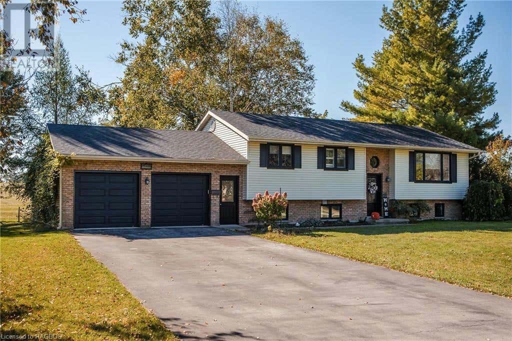 27 THOMAS Street, Allenford, ON N0H1A0 À vendre RE/MAX 40655239