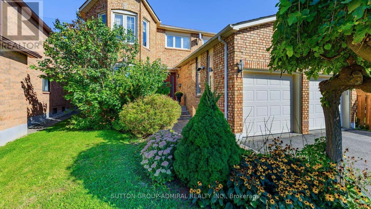 w#bdq♡ 25 FLAMINGO ROAD, Vaughan (Uplands), ON L4J6Z5 House For