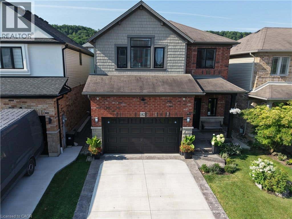 102 WILLOW LANE