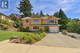 585 HANSEN AVE