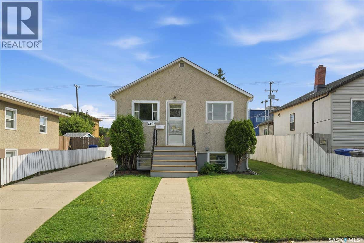 1421 23RD STREET W