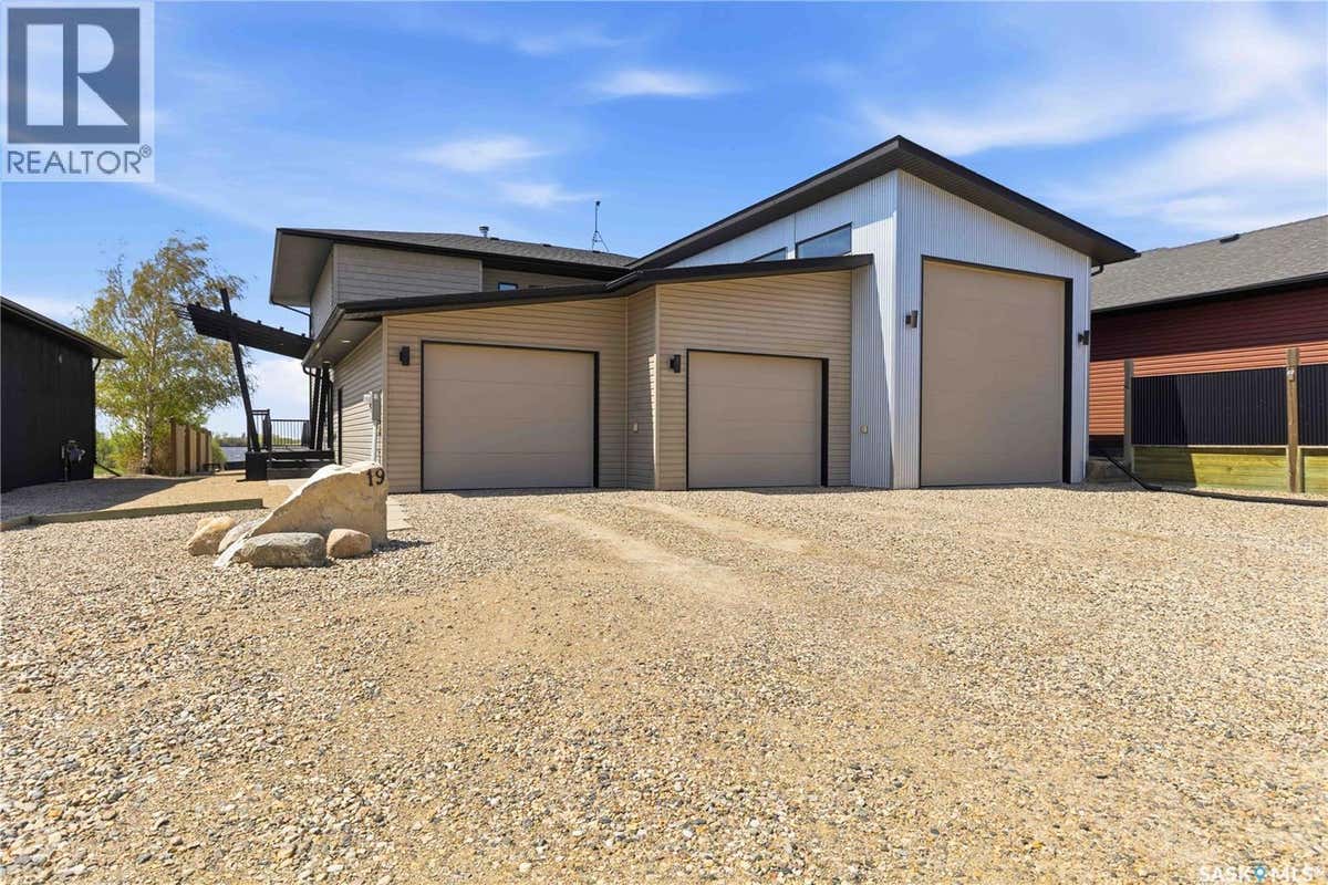 19 PAPE DRIVE