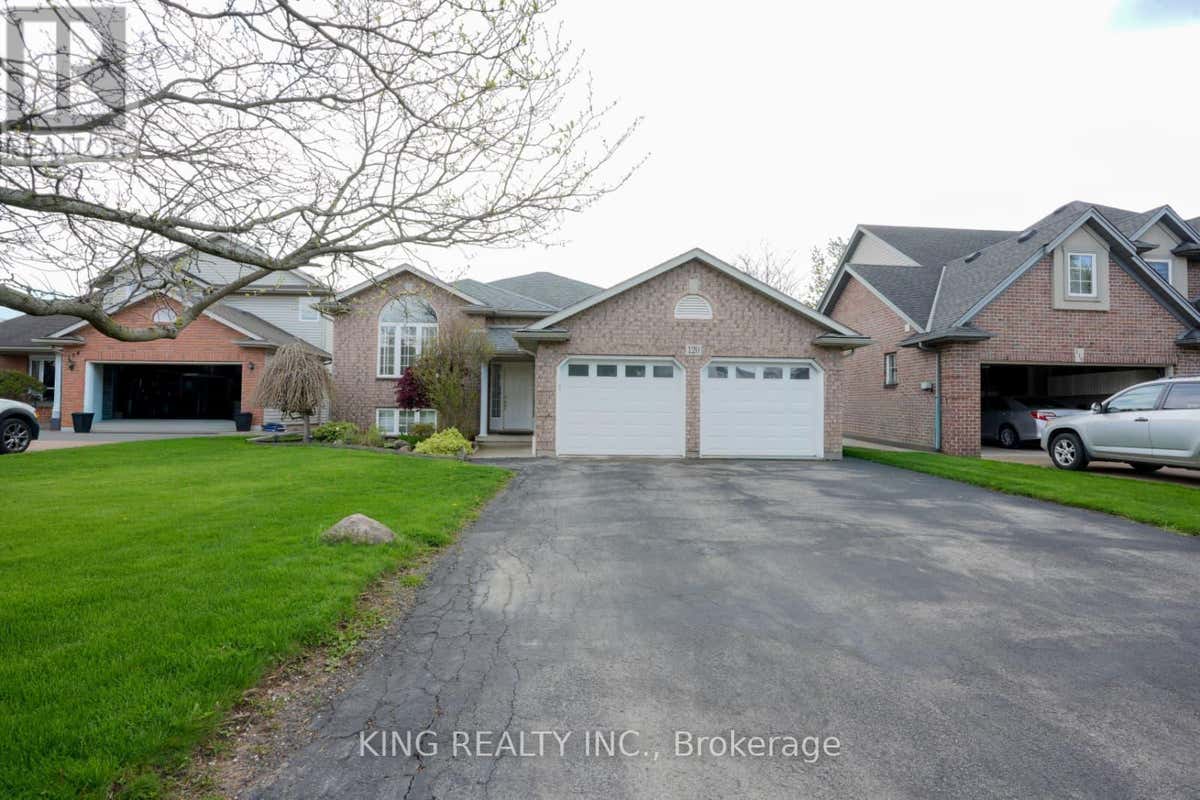 120 REDWOOD COURT