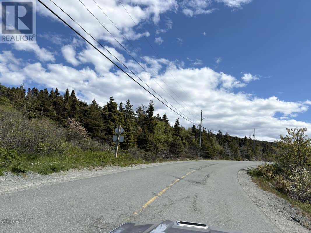 570A WIND GAP ROAD
