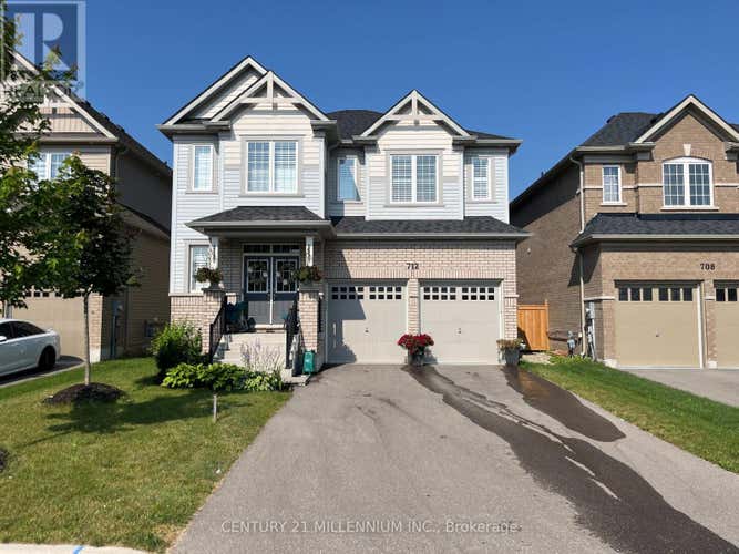 712 GILMOUR CRESCENT