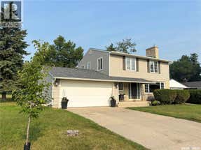 26 Driftwood CRESCENT