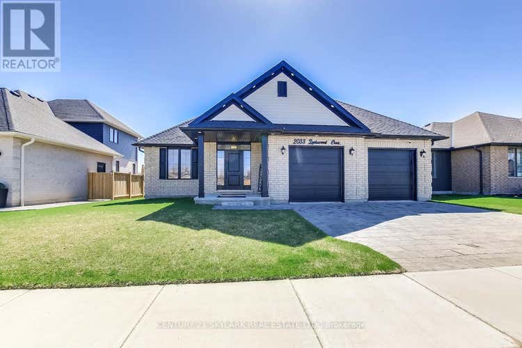2033 LOCKWOOD CRESCENT