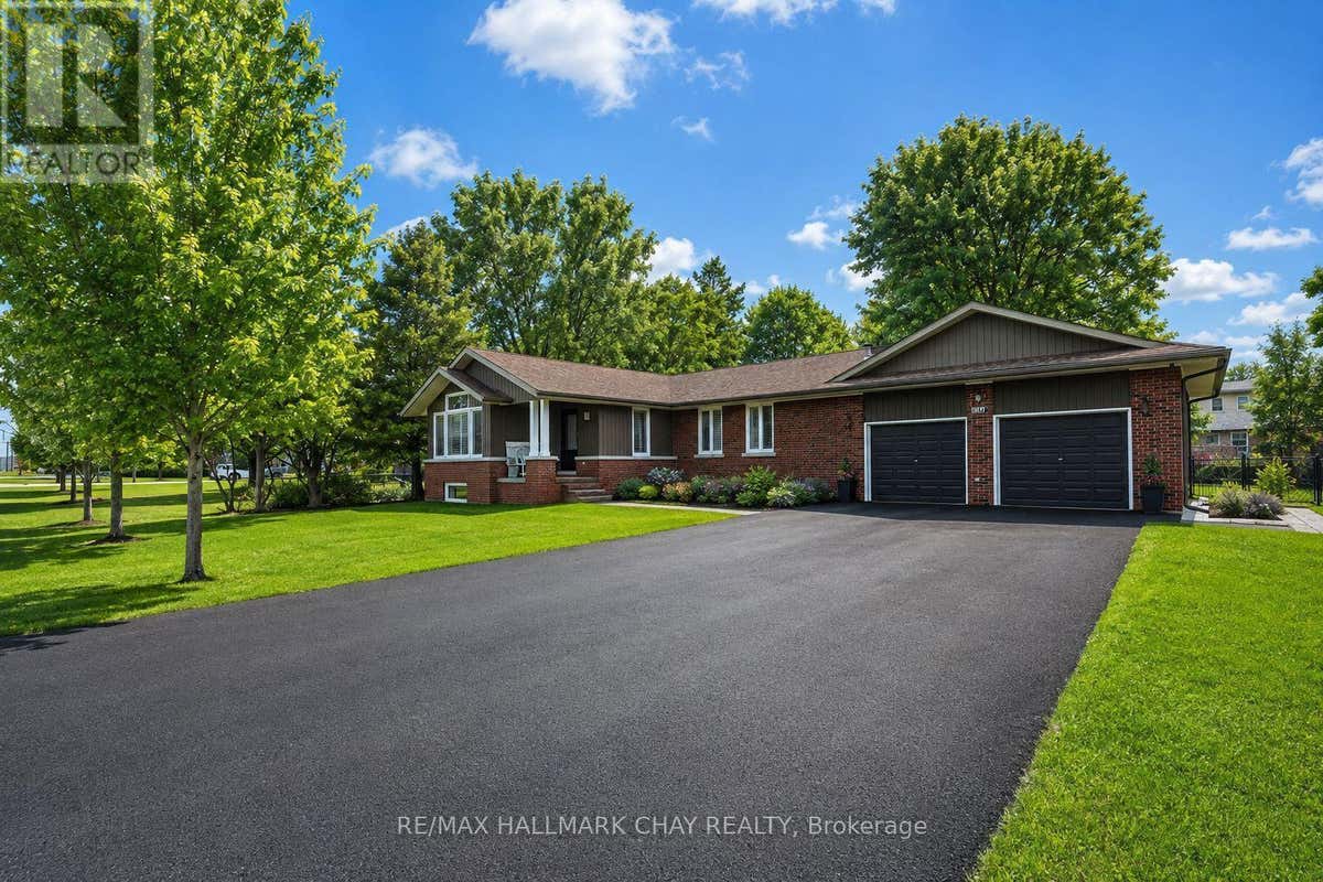 1587 MOUNT ALBERT ROAD